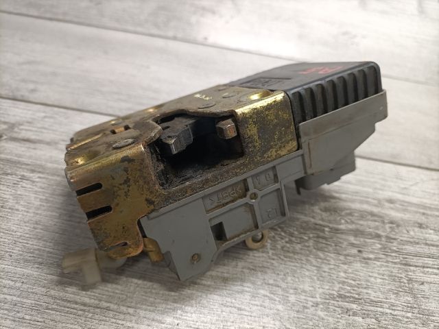 bontott CITROËN C5 Bal első Ajtózár