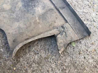 bontott CITROËN C5 Bal első Első Dobbetét (Kerékjárati, Műanyag)