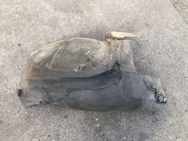 bontott CITROËN C5 Bal első Hátsó Dobbetét (Kerékjárati, Műanyag)