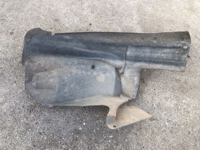 bontott CITROËN C5 Bal első Hátsó Dobbetét (Kerékjárati, Műanyag)