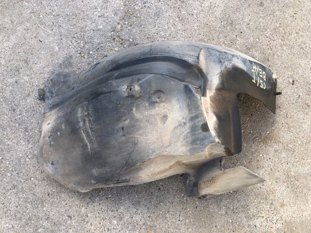 bontott CITROËN C5 Bal első Hátsó Dobbetét (Kerékjárati, Műanyag)