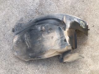 bontott CITROËN C5 Bal első Hátsó Dobbetét (Kerékjárati, Műanyag)