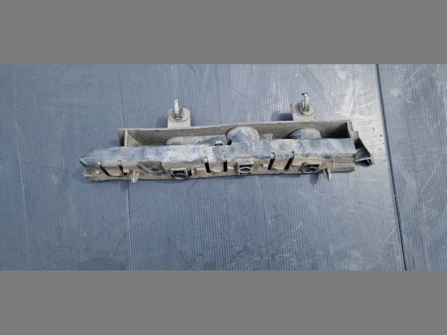 bontott CITROËN C5 Bal első Oldal Lökhárító Tartó (Műanyag)