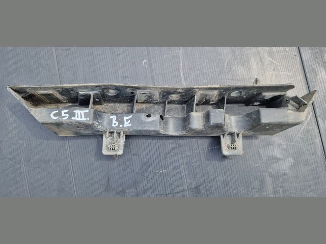 bontott CITROËN C5 Bal első Oldal Lökhárító Tartó (Műanyag)