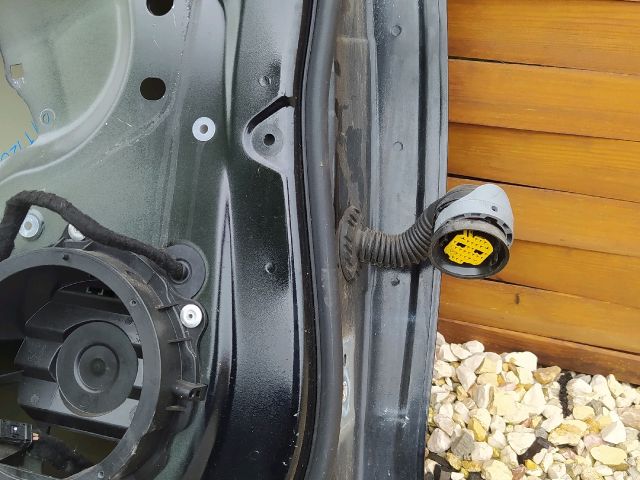 bontott CITROËN C5 Bal hátsó Ajtó (Üres lemez)