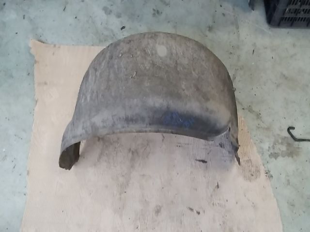 bontott CITROËN C5 Bal hátsó Dobbetét (Kerékjárati, Műanyag)