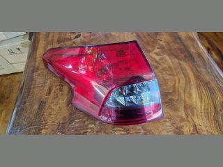 bontott CITROËN C5 Bal Hátsó Lámpa