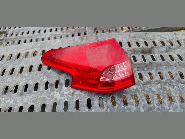 bontott CITROËN C5 Bal Hátsó Lámpa