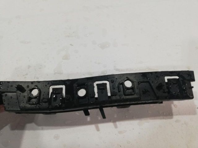 bontott CITROËN C5 Bal hátsó Lökhárító Tartó (Műanyag)