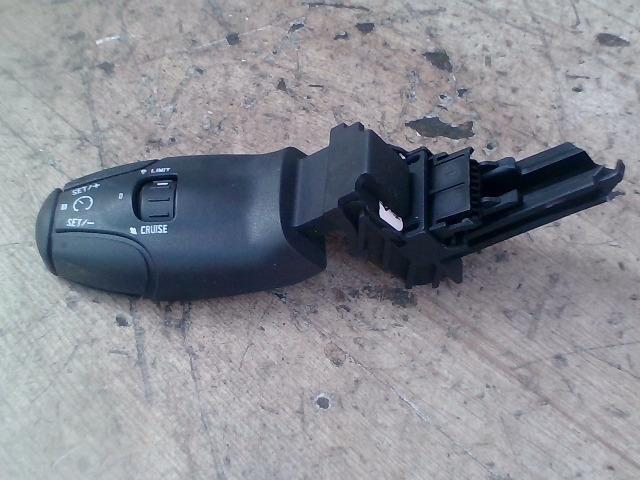 bontott CITROËN C5 Bal Kormánykapcsoló Irányjelző (Tempomatos)