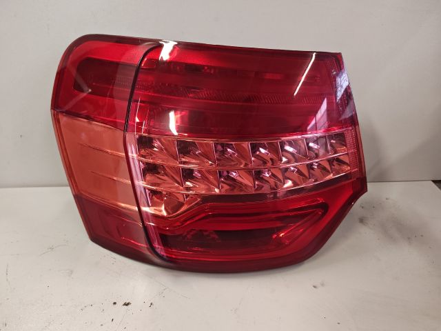 bontott CITROËN C5 Bal Külső Hátsó Lámpa