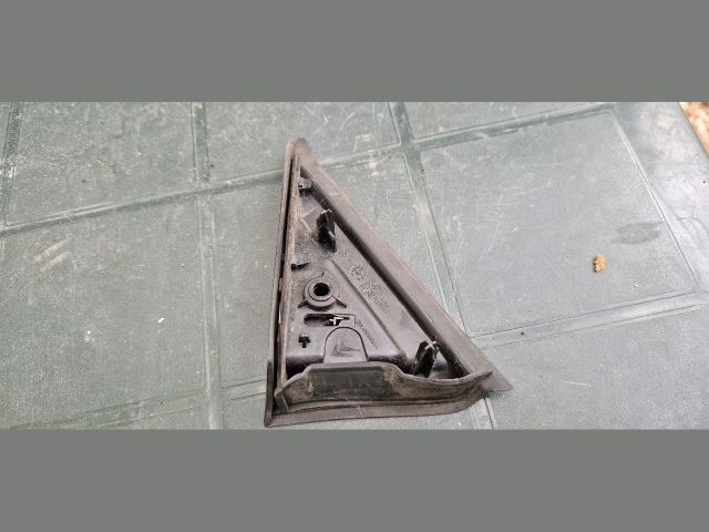 bontott CITROËN C5 Bal Visszapillantó Tükör Előtti Burkolat