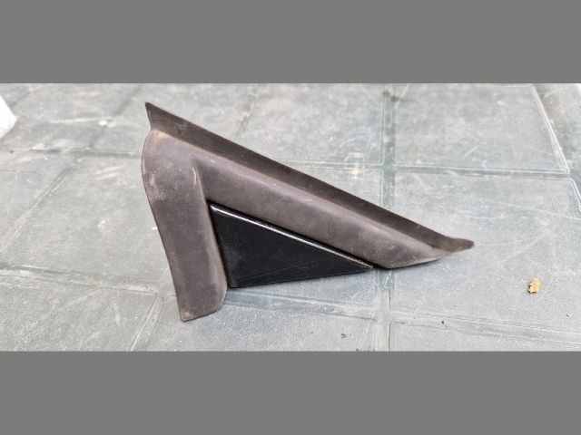 bontott CITROËN C5 Bal Visszapillantó Tükör Előtti Burkolat