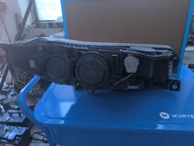 bontott CITROËN C5 Bal Xenon Fényszóró