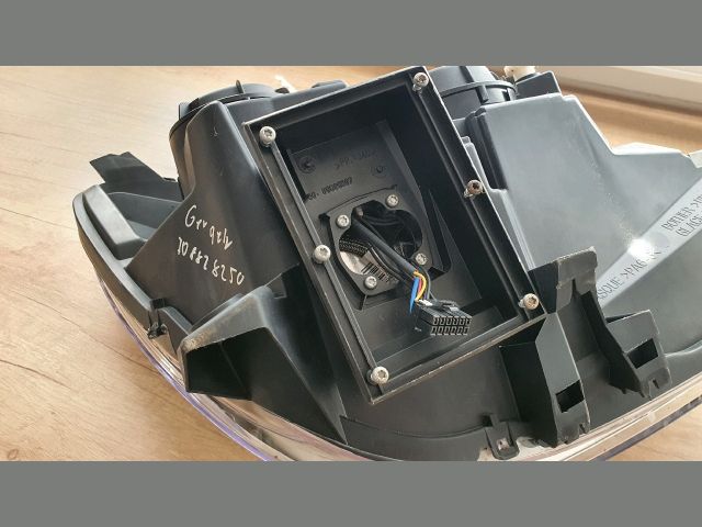 bontott CITROËN C5 Bal Xenon Fényszóró