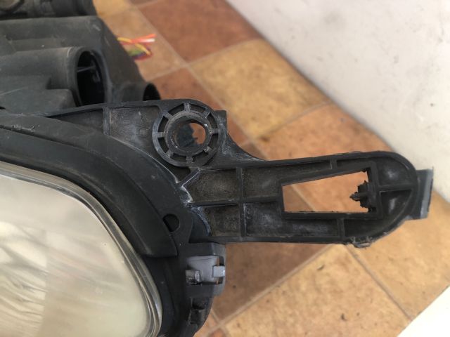 bontott CITROËN C5 Bal Xenon Fényszóró