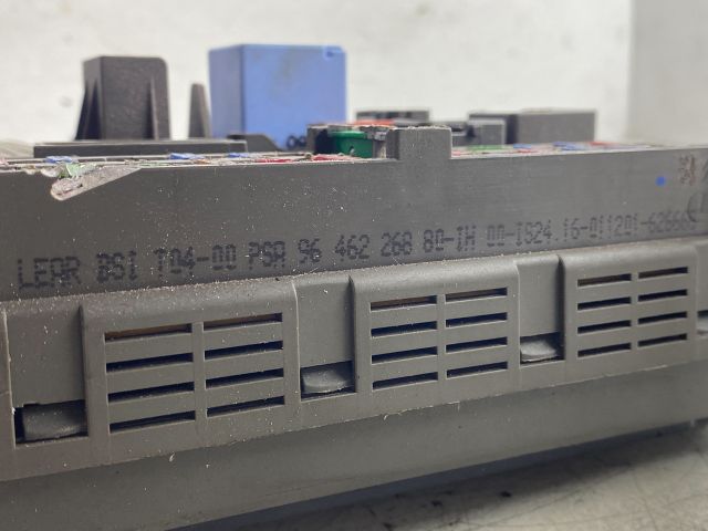 bontott CITROËN C5 Biztosítéktábla Doboz