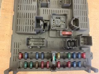 bontott CITROËN C5 Biztosítéktábla Utastér