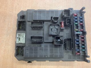 bontott CITROËN C5 Biztosítéktábla Utastér