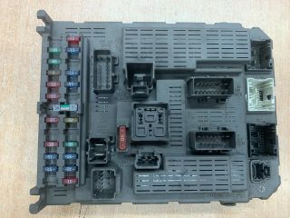 bontott CITROËN C5 Biztosítéktábla Utastér