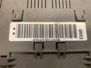 bontott CITROËN C5 Biztosítéktábla Utastér