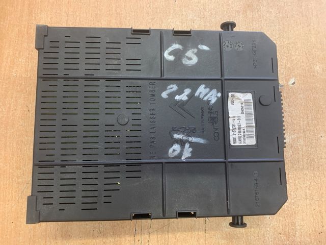 bontott CITROËN C5 Biztosítéktábla Utastér