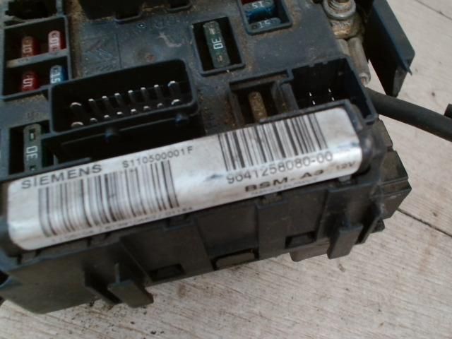 bontott CITROËN C5 Biztosítéktábla Utastér