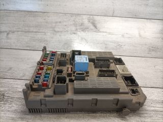 bontott CITROËN C5 Biztosítéktábla Utastér