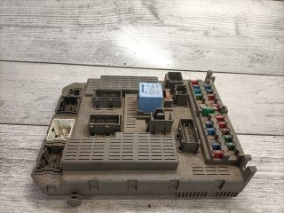 bontott CITROËN C5 Biztosítéktábla Utastér