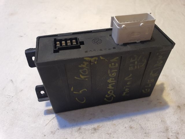 bontott CITROËN C5 Csomagtérajtó Motor Elektronika