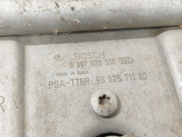 bontott CITROËN C5 Első Ablaktörlő Szerkezet Motorral