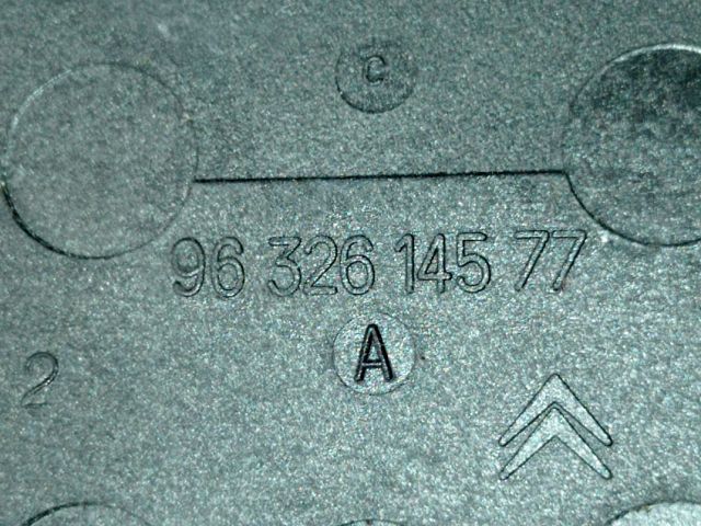 bontott CITROËN C5 Első Hamutartó