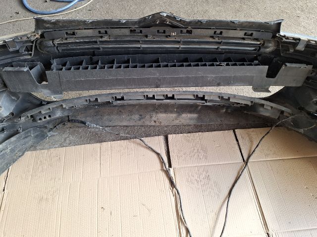 bontott CITROËN C5 Első Lökhárító (Részeivel)