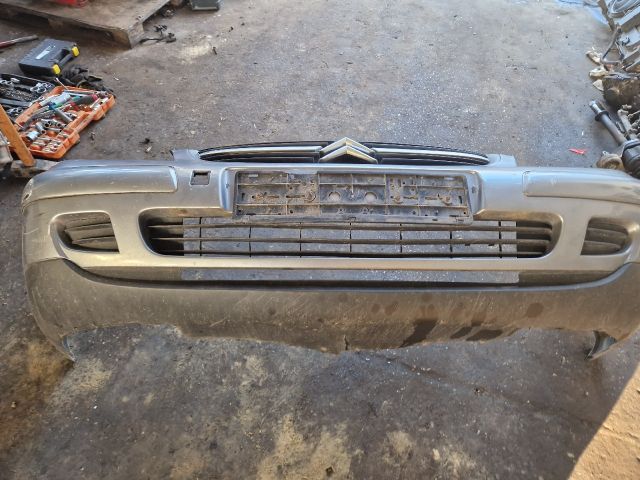 bontott CITROËN C5 Első Lökhárító (Részeivel)
