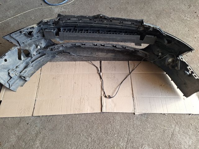 bontott CITROËN C5 Első Lökhárító (Részeivel)