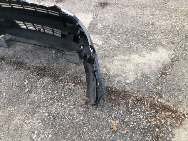 bontott CITROËN C5 Első Lökhárító (Részeivel)