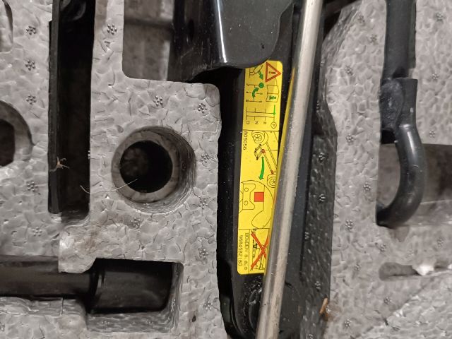 bontott CITROËN C5 Emelő