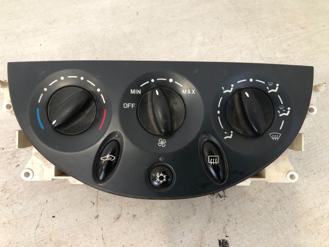 bontott CITROËN C5 Fűtéskapcsoló (manuális klímás)