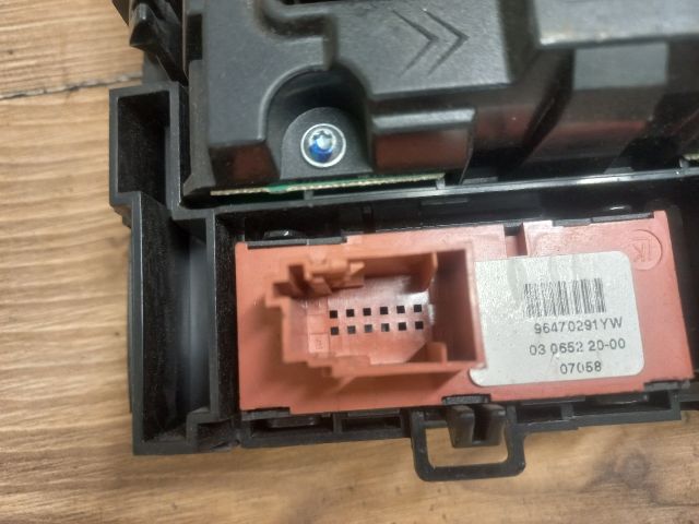 bontott CITROËN C5 Fűtéskapcsoló