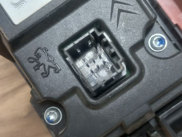 bontott CITROËN C5 Fűtéskapcsoló