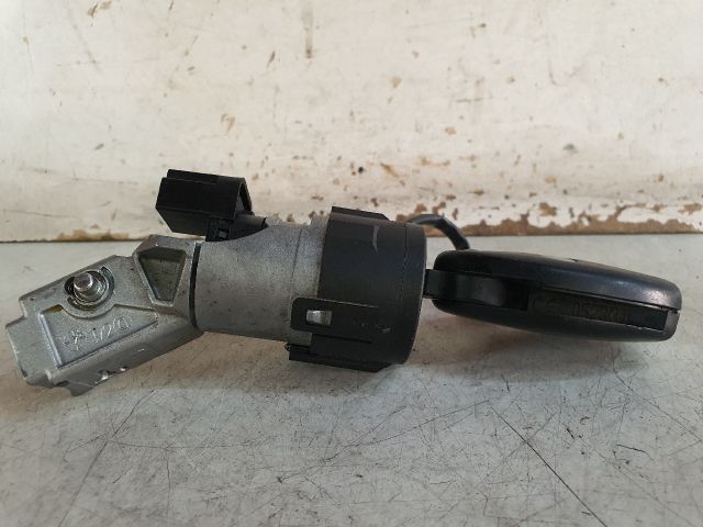 bontott CITROËN C5 Gyújtáskapcsoló Házzal