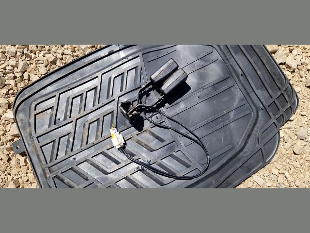 bontott CITROËN C5 Hátsó középső Biztonsági Öv Csat