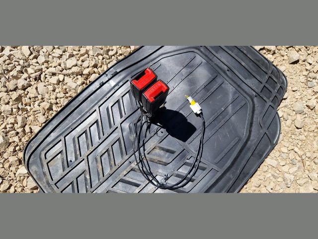 bontott CITROËN C5 Hátsó középső Biztonsági Öv Csat