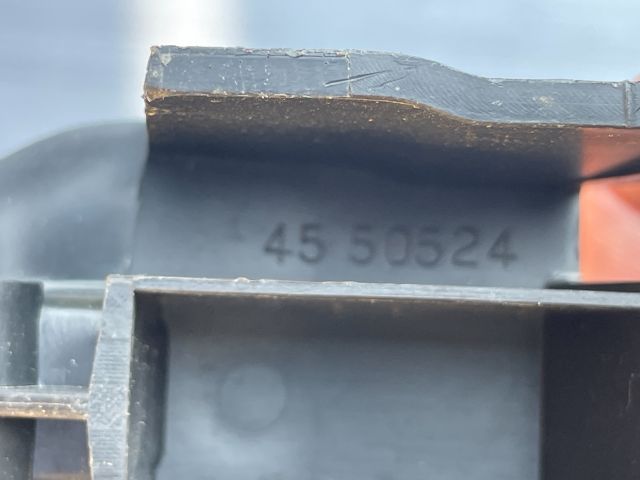 bontott CITROËN C5 Hátsó középső Lökhárító Tartó (Műanyag)