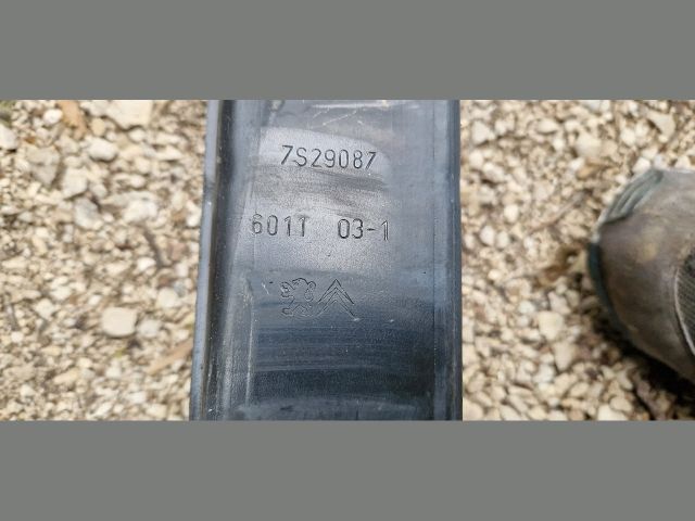 bontott CITROËN C5 Hátsó Lökhárító Merevítő (Fém)