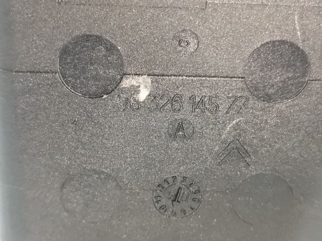 bontott CITROËN C5 Hátsó Tároló Rekesz