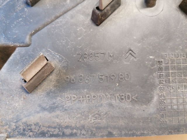 bontott CITROËN C5 Hűtőrács