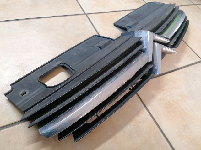 bontott CITROËN C5 Hűtőrács