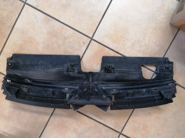 bontott CITROËN C5 Hűtőrács