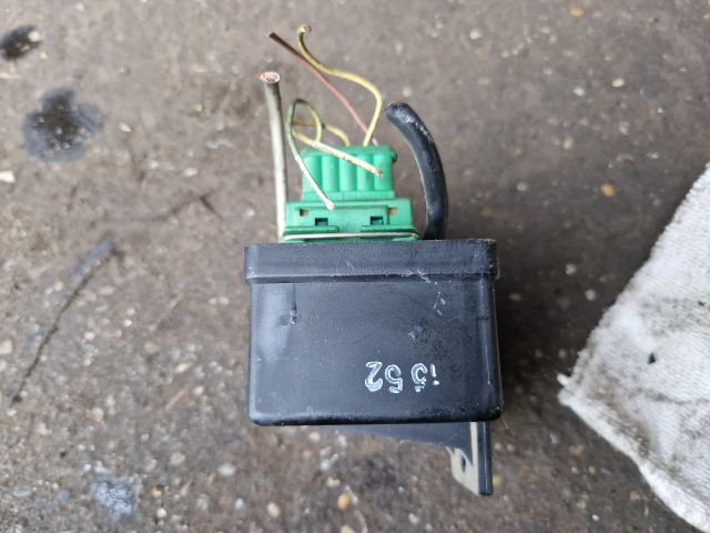 bontott CITROËN C5 Izzító Relé